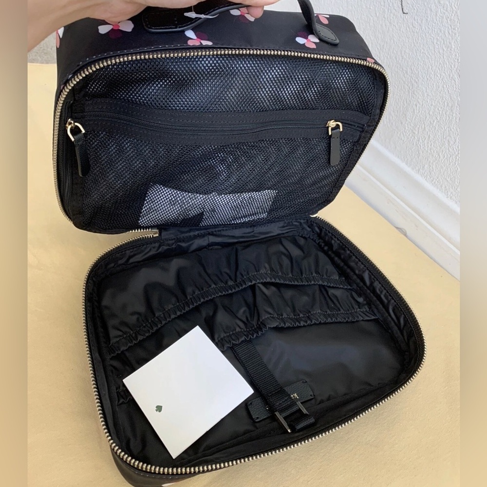 🌹🍃New KATE SPADE ♠️ NEW YORK Dawn Dusk Buds Ditsy Trifold Travel Cosmetic Case🍃🌹 - Picture 5 of 12